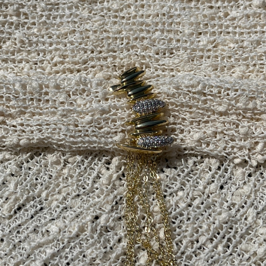 Sallantılı Taşlı Küpe