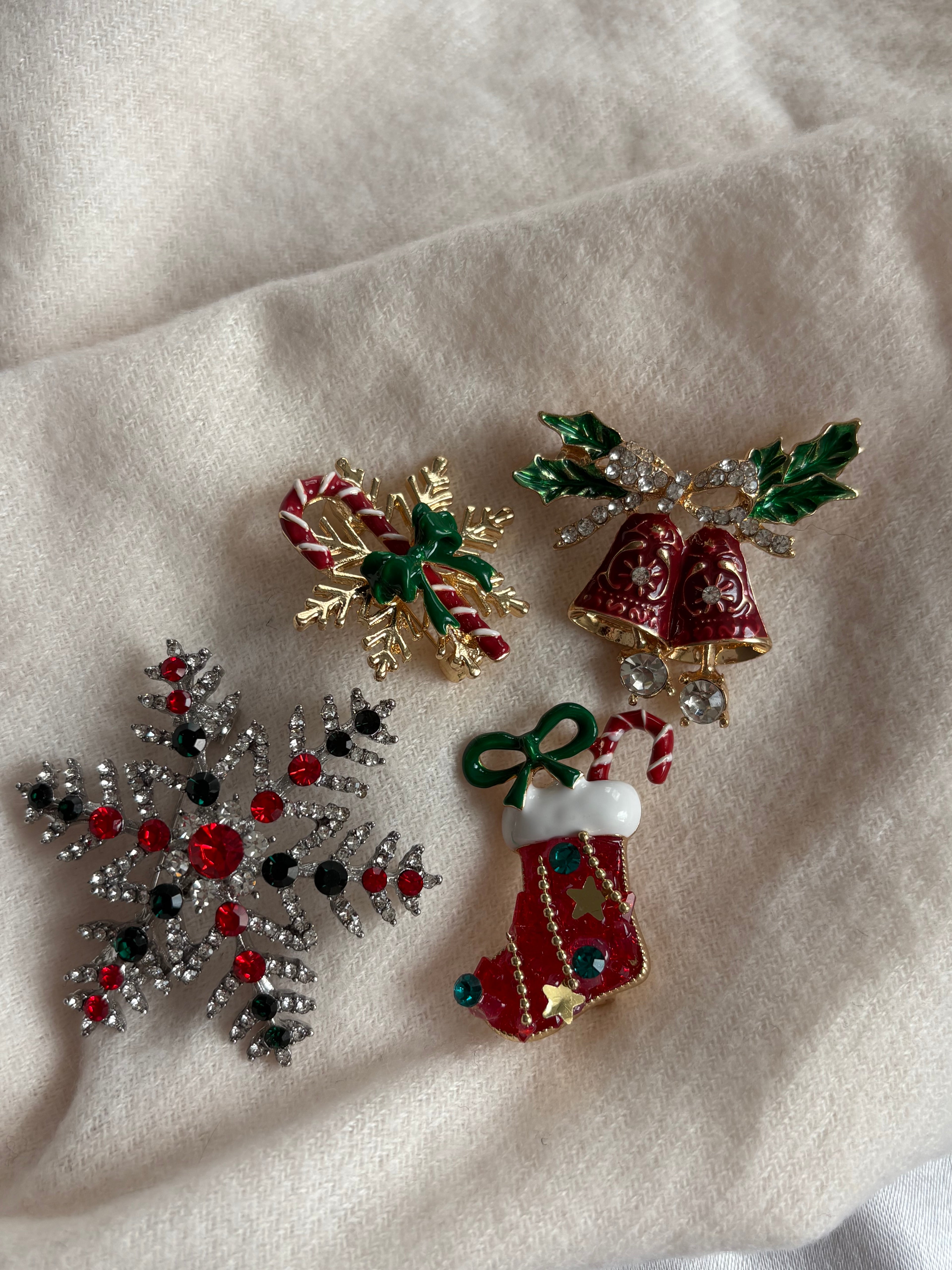 Yılbaşı Broşları 5'li Set