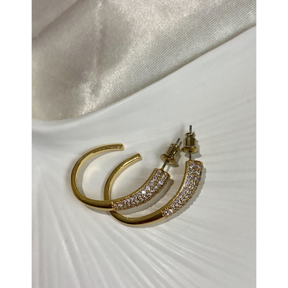 Taş Detaylı Halka Küpe