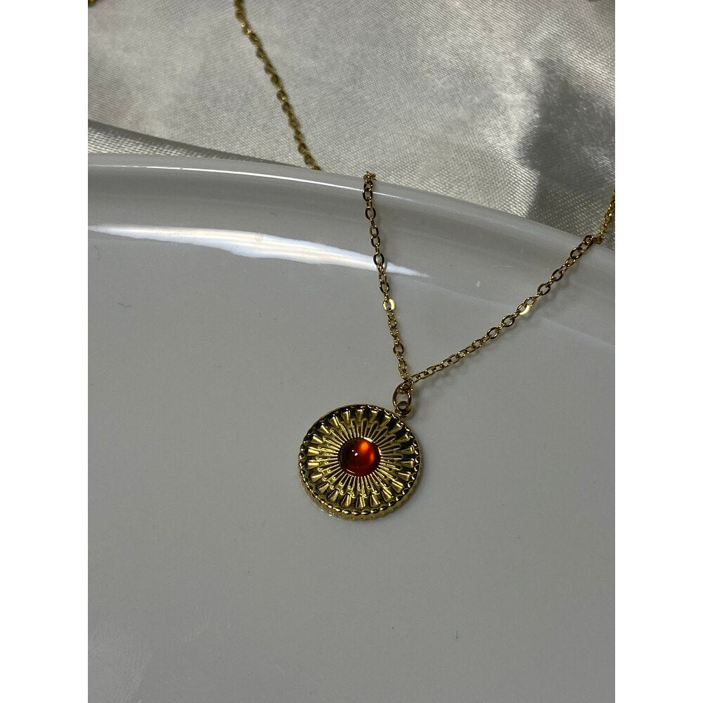 Kırmızı Taşlı Kolye